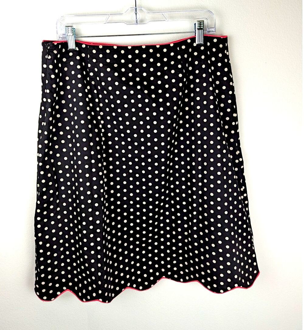 Sam TY polka dot skirt Sz 14 Waist 34" Length24.5'Hips to 46" lined well made